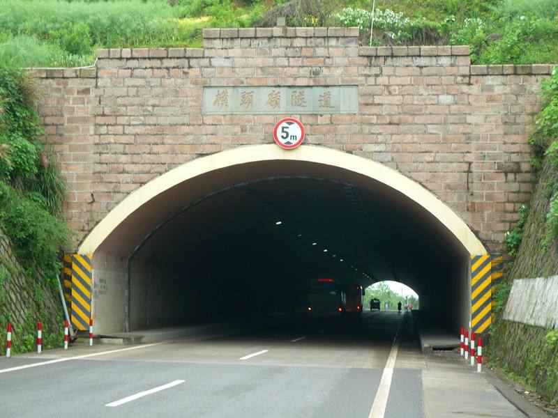 手機信號增強器|隧道信號覆蓋解決方案