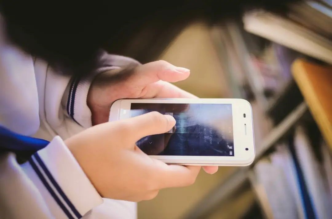 這些原因導致的信號難題,都可以用手機信號放大器