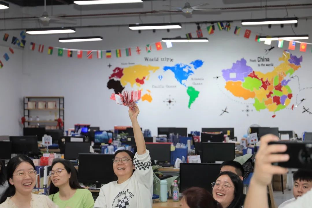 第56屆I拍賣？現(xiàn)金？大禮包？超多福利領(lǐng)到手軟！